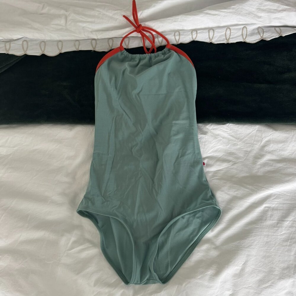 Yumiko - Monique Leotard